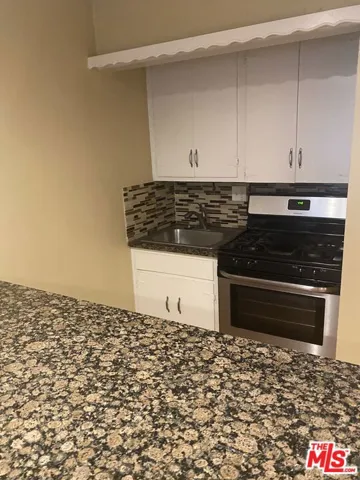 11317 1/2 Iowa Avenue, Los Angeles, California 90025