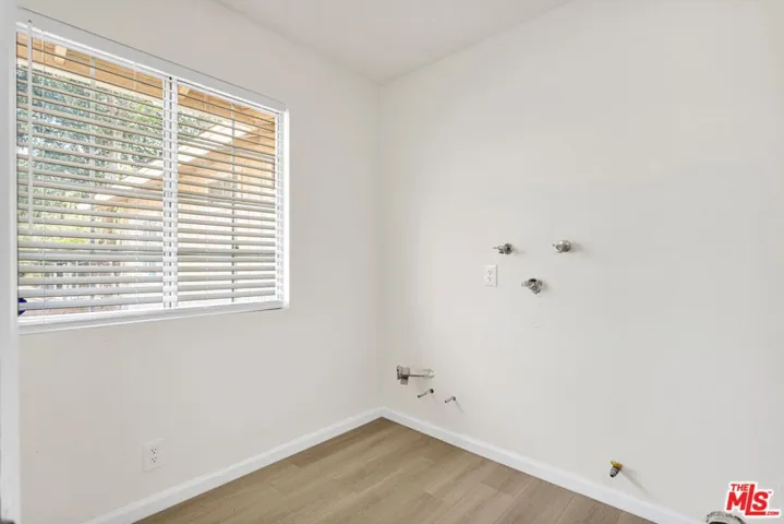 10609 8th Avenue, Hesperia, California 92345