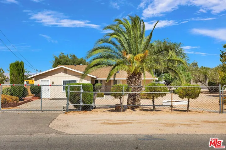 10609 8th Avenue, Hesperia, California 92345