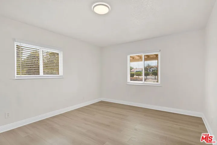 10609 8th Avenue, Hesperia, California 92345