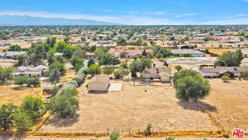 10609 8th Avenue, Hesperia, California 92345