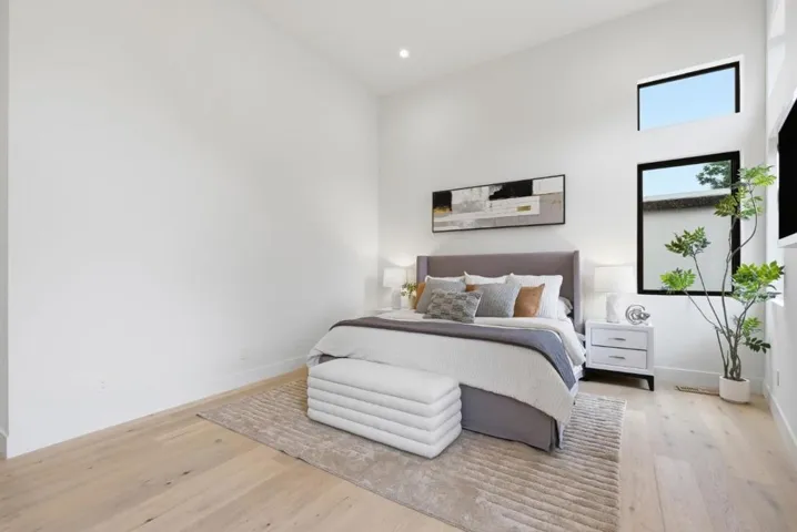 702 Ellsworth Place, Palo Alto, California 94306