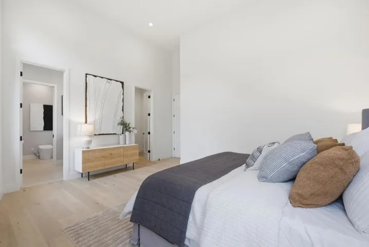702 Ellsworth Place, Palo Alto, California 94306