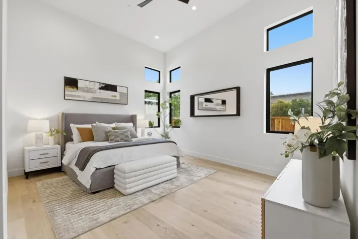 702 Ellsworth Place, Palo Alto, California 94306
