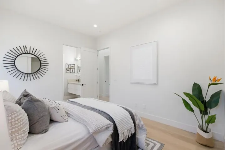 702 Ellsworth Place, Palo Alto, California 94306