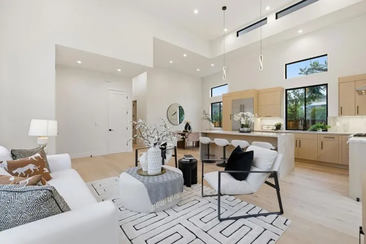 702 Ellsworth Place, Palo Alto, California 94306