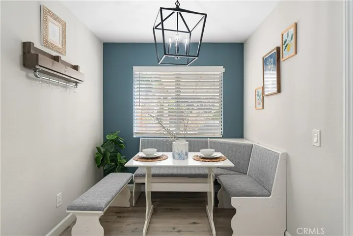 Breakfast nook