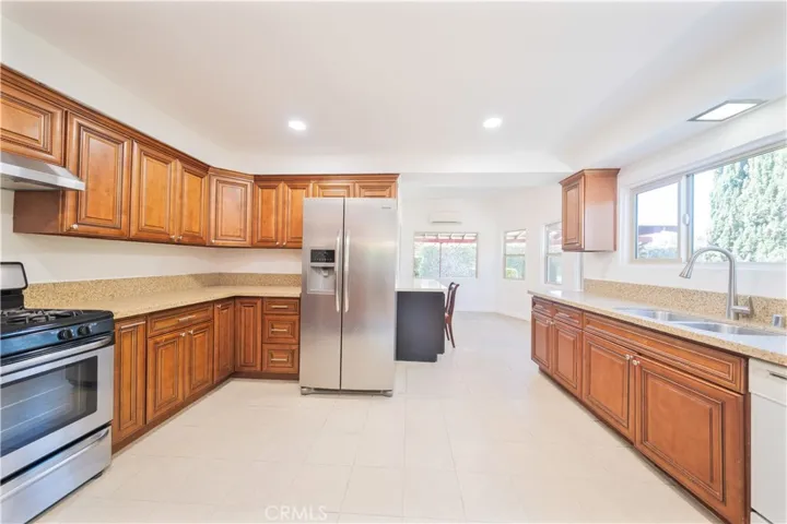325 W Ramona, Alhambra, California 91803