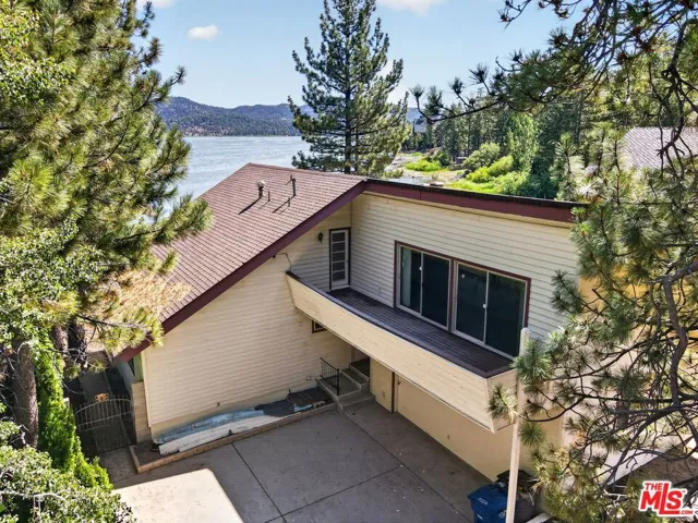 39000 Waterview Drive, Big Bear, California 92315