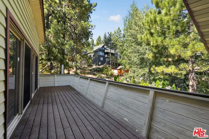 39000 Waterview Drive, Big Bear, California 92315