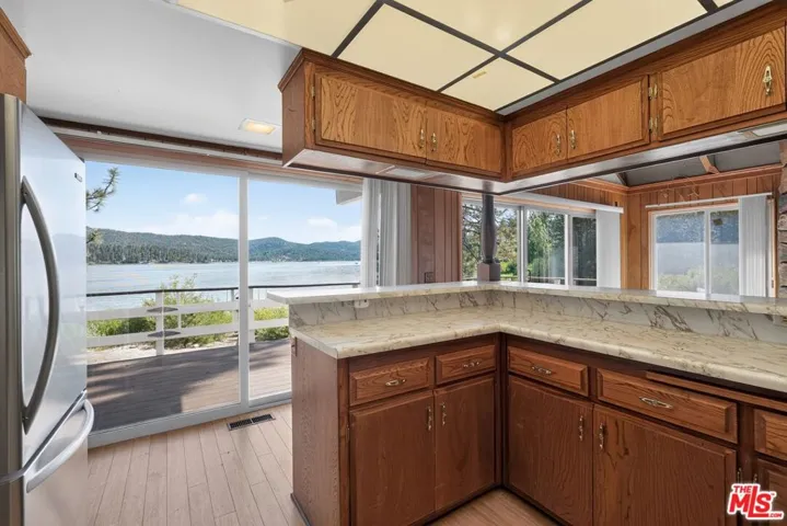 39000 Waterview Drive, Big Bear, California 92315