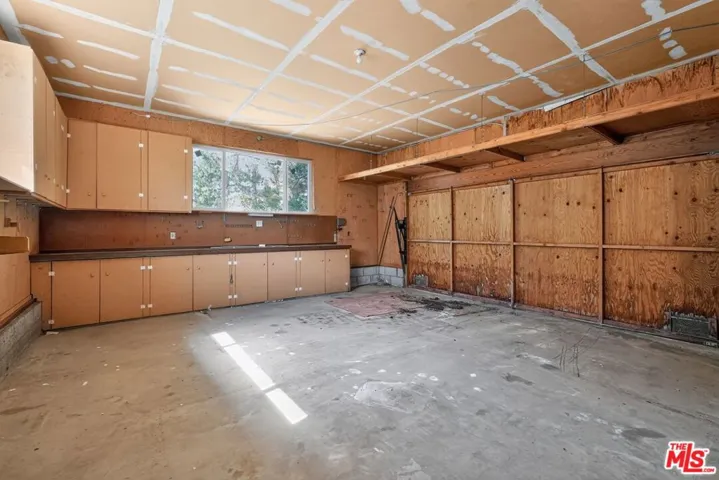 39000 Waterview Drive, Big Bear, California 92315