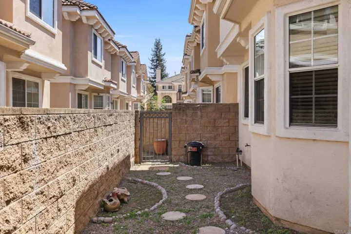 454 W Duarte Road B, Arcadia, California 91007