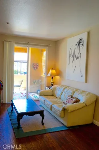 lLiving Room