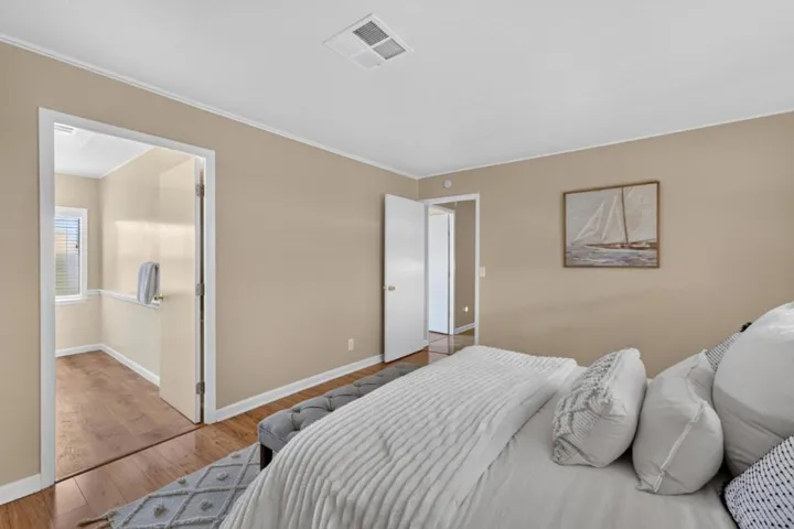 144 Holm Road 14, Watsonville, California 95076