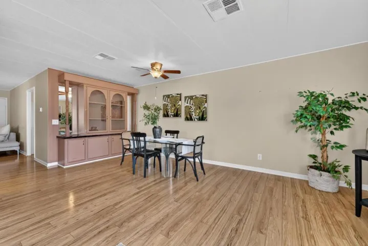 144 Holm Road 14, Watsonville, California 95076