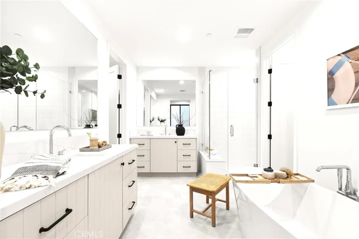1869 Benecia, Los Angeles, California 90025