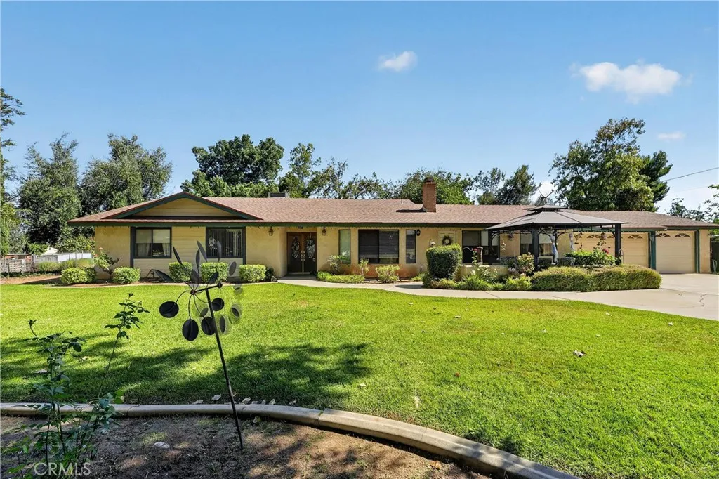 Ranch Style Home Ranch Style Home