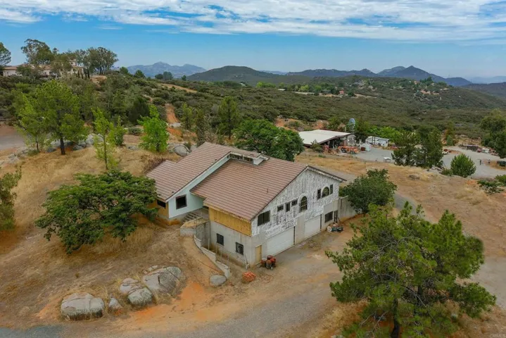23660 Old Ranch Rd, Alpine, California 91901