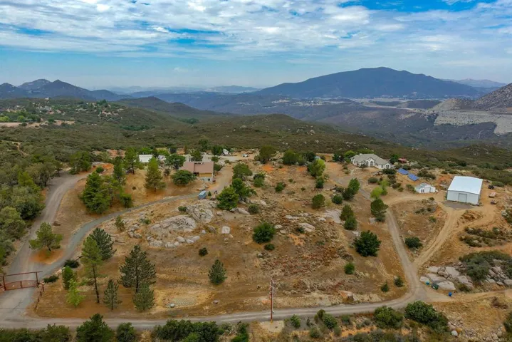 23660 Old Ranch Rd, Alpine, California 91901