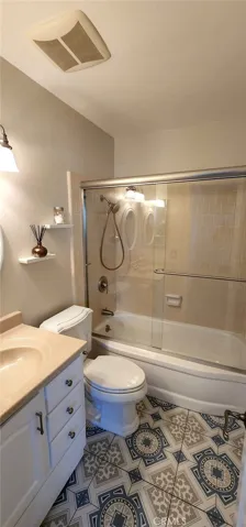 3342 Bradbury, Los Alamitos, California 90720