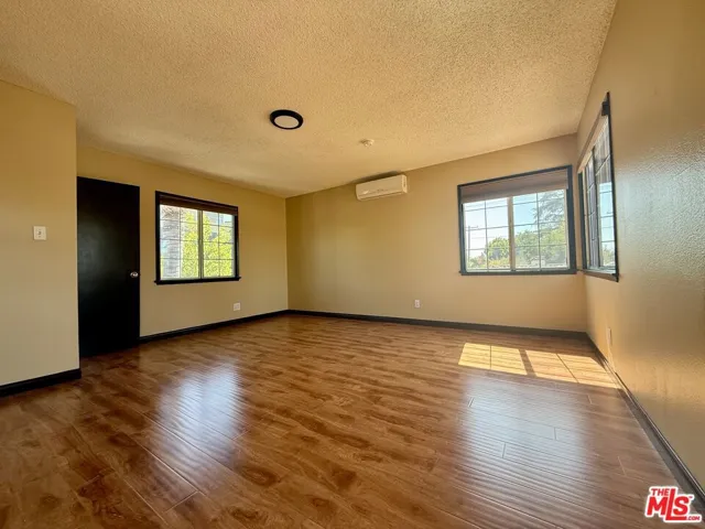 6205 Gentry Avenue, Los Angeles, California 91606