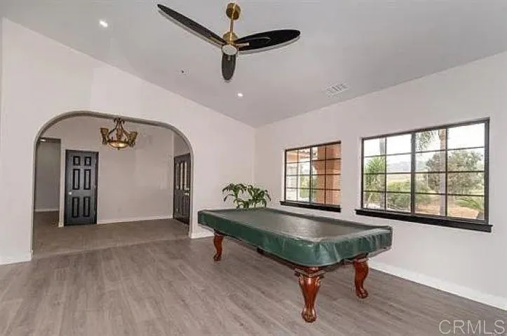 29979 Robbie Lane, Vista, California 92084