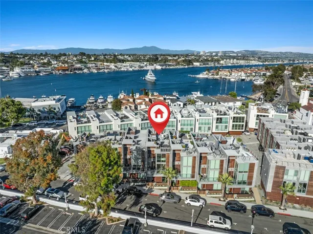 3306 Via Oporto, Newport Beach, California 92663