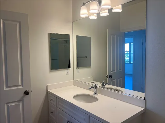 Hallway bath--vanity