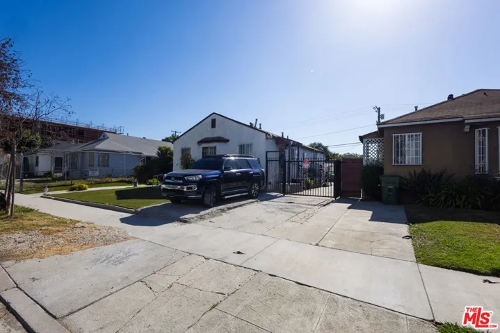 3566 Chesapeake Avenue, Los Angeles, California 90016