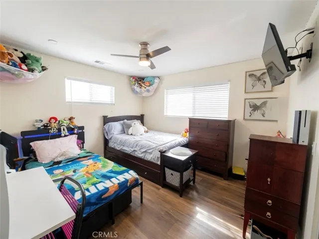 7245 Lyons, Hesperia, California 92345