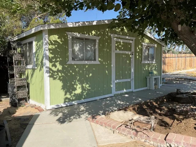 15947 Topango Road, Victorville, California 92394