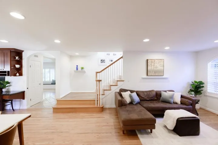 240 Bobs Lane, Scotts Valley, California 95066