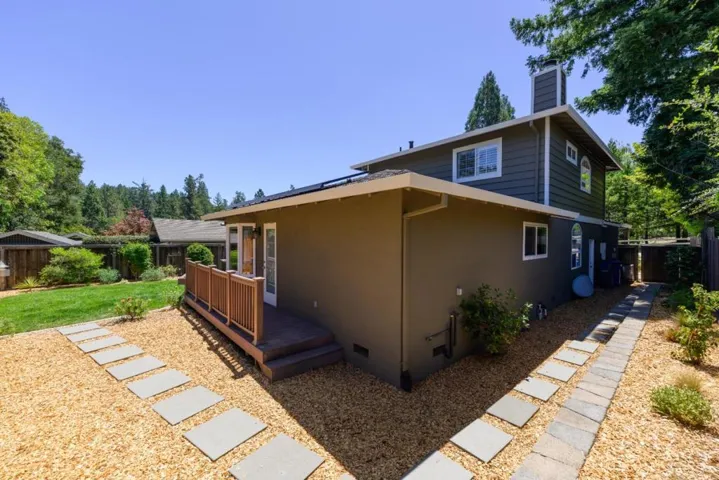 240 Bobs Lane, Scotts Valley, California 95066