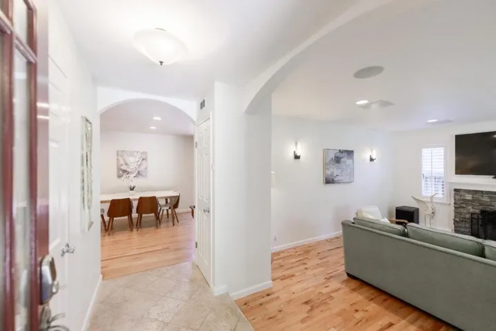 240 Bobs Lane, Scotts Valley, California 95066