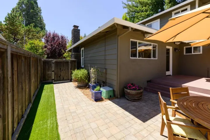 240 Bobs Lane, Scotts Valley, California 95066