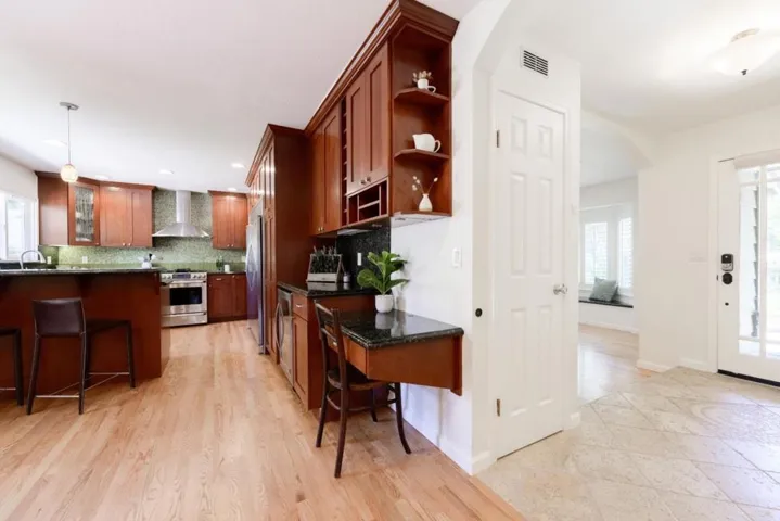 240 Bobs Lane, Scotts Valley, California 95066