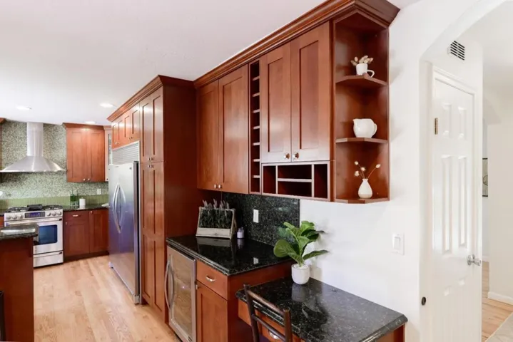 240 Bobs Lane, Scotts Valley, California 95066