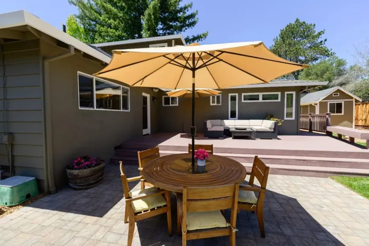 240 Bobs Lane, Scotts Valley, California 95066
