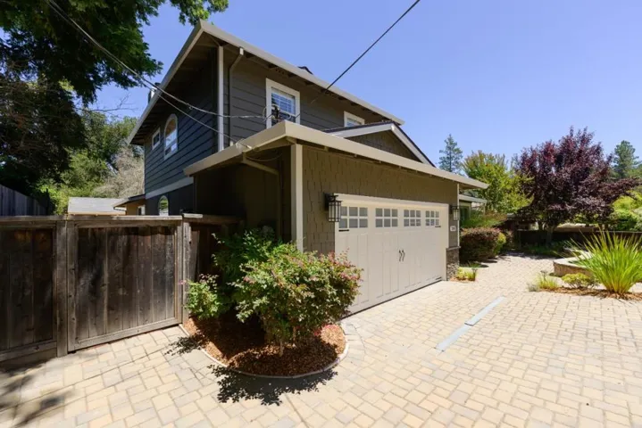 240 Bobs Lane, Scotts Valley, California 95066