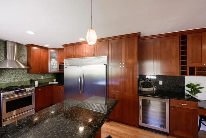 240 Bobs Lane, Scotts Valley, California 95066