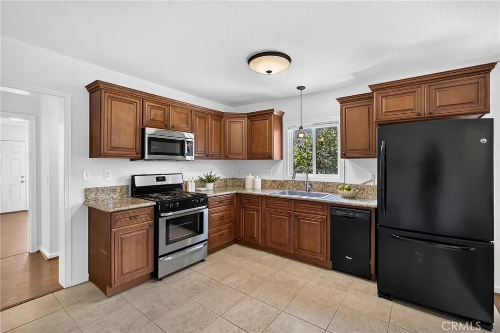 Updated Kitchen with Granite Countertops