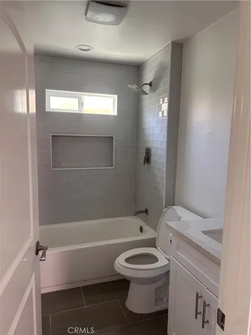 7312 Walnut, Paramount, California 90723