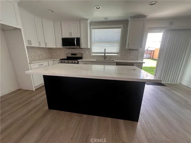 7312 Walnut, Paramount, California 90723