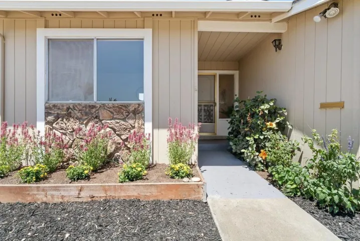829 Almond Drive, Watsonville, California 95076
