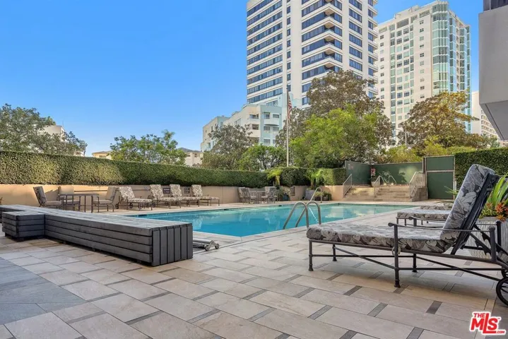 865 Comstock Avenue 4c, Los Angeles, California 90024