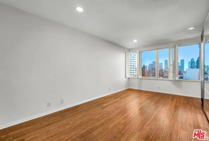 865 Comstock Avenue 4c, Los Angeles, California 90024