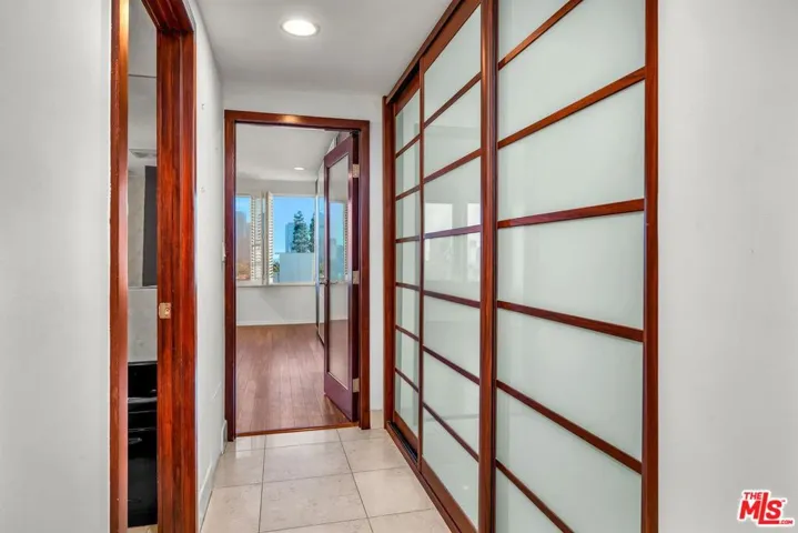 865 Comstock Avenue 4c, Los Angeles, California 90024
