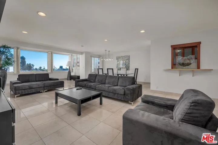 865 Comstock Avenue 4c, Los Angeles, California 90024