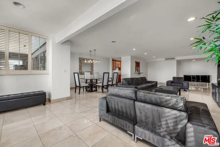 865 Comstock Avenue 4c, Los Angeles, California 90024